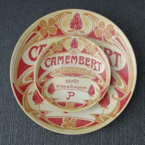 Set of an 8 inch and 5 inch Deposee Camembert Depot BIA Oven Safe Ceramic Plates